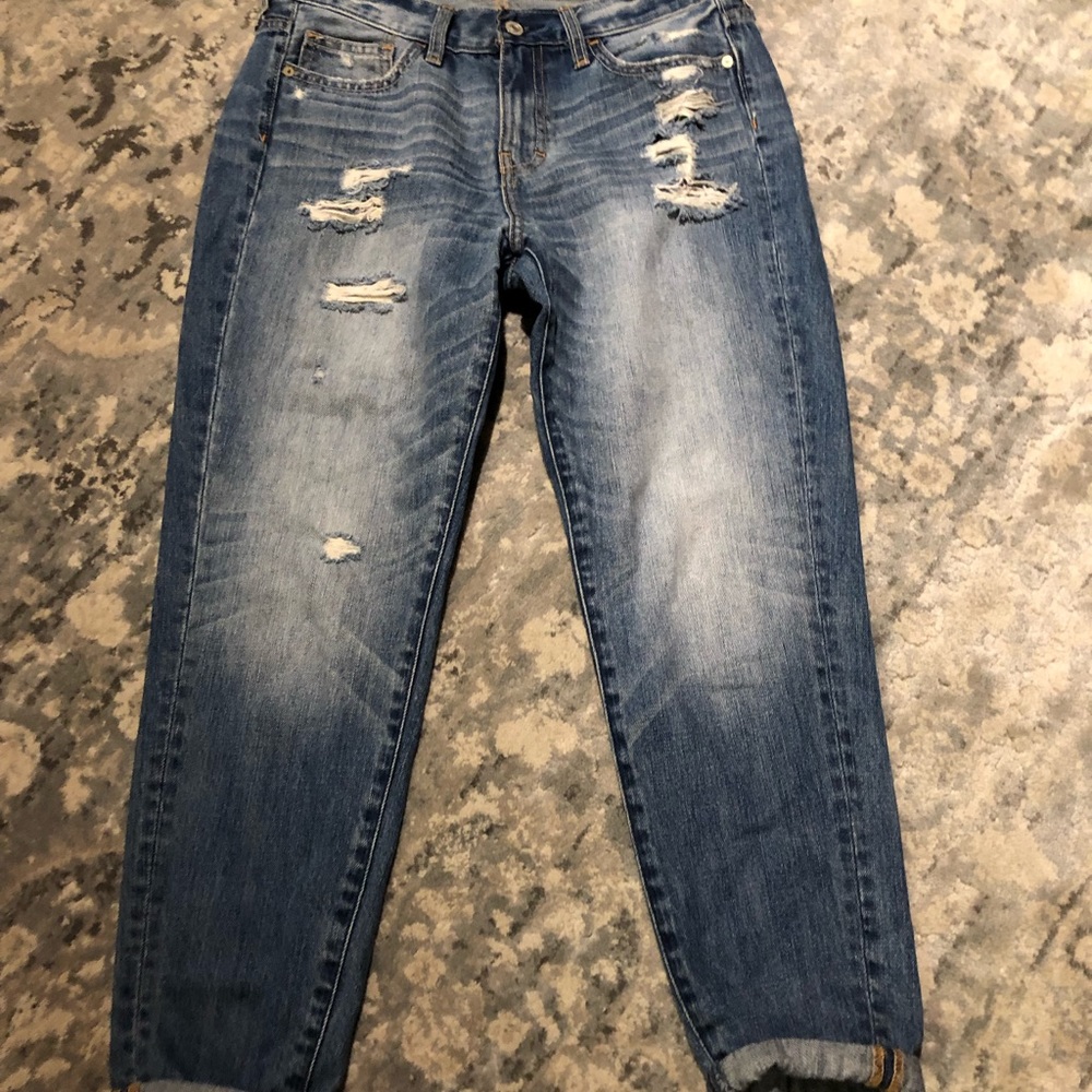 Boyfriend cut jeans